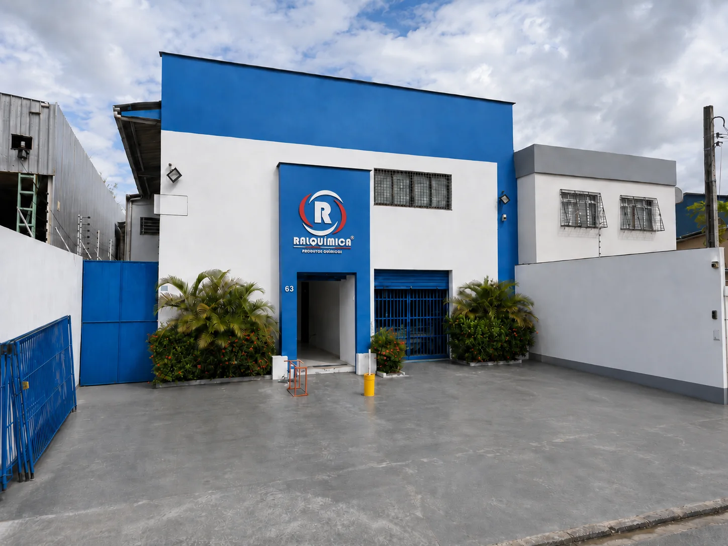 Fachada da unidade Ralquímica em Recife